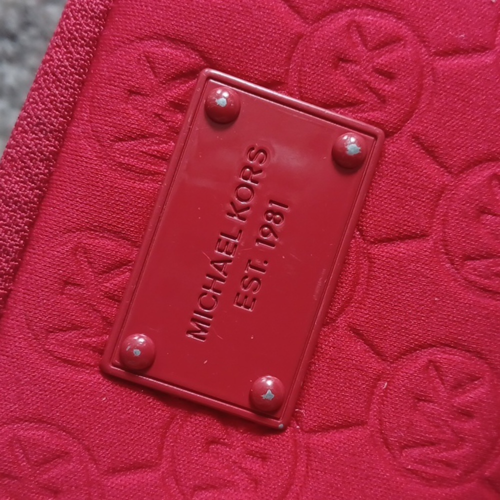 Michael Kors  little  wallet - Picture 10 of 11